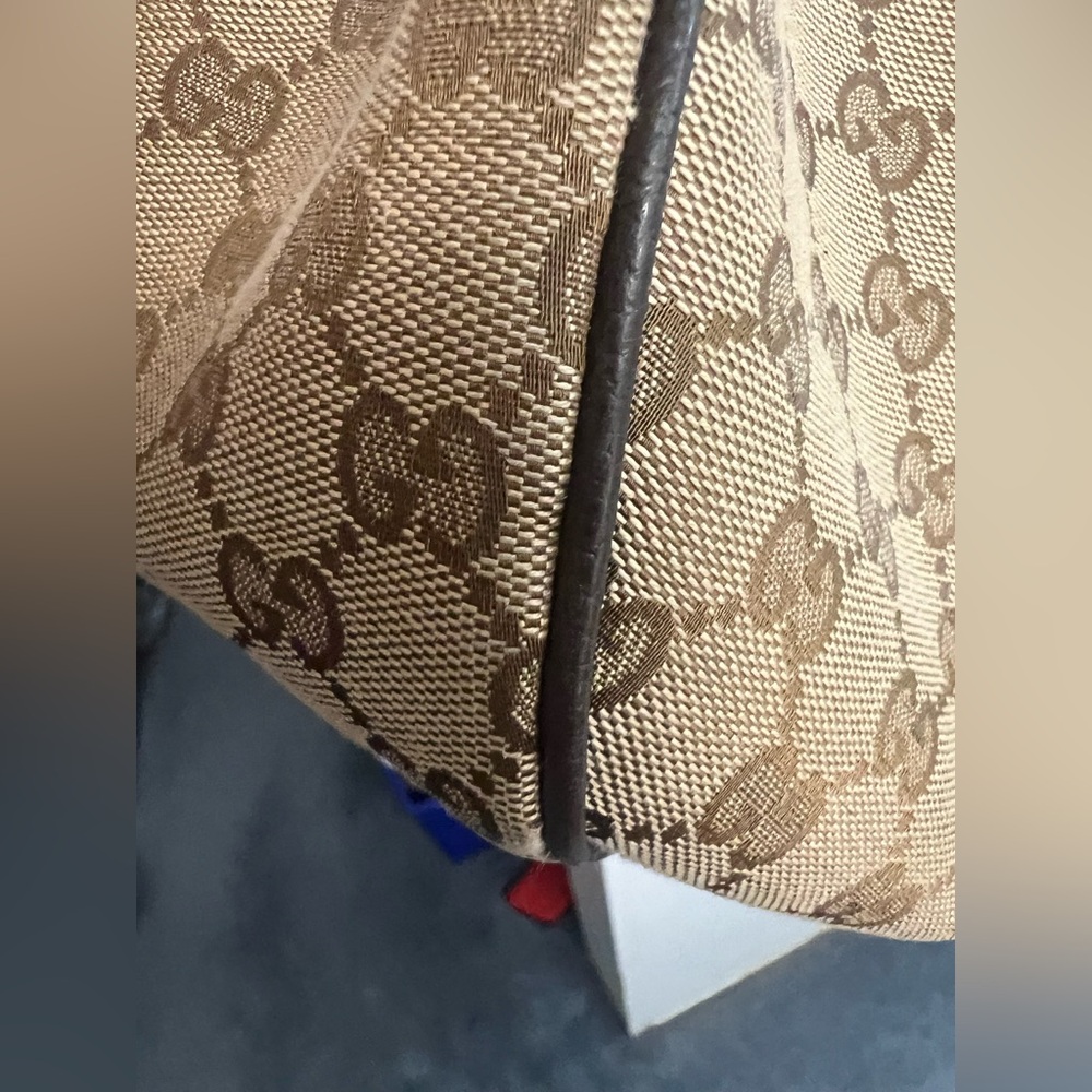 Gucci Bag - Picture 13 of 16
